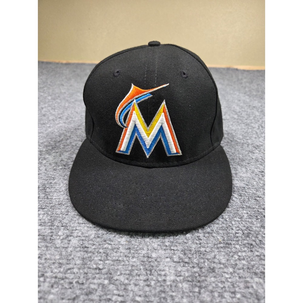 Miami Marlins Fitted Hat Mens 7 5/8 Black New Era 59FIFTY Authentic On-Field Cap